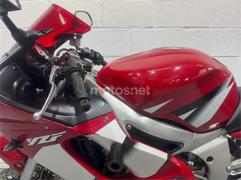 Yamaha R6 – Vista 21