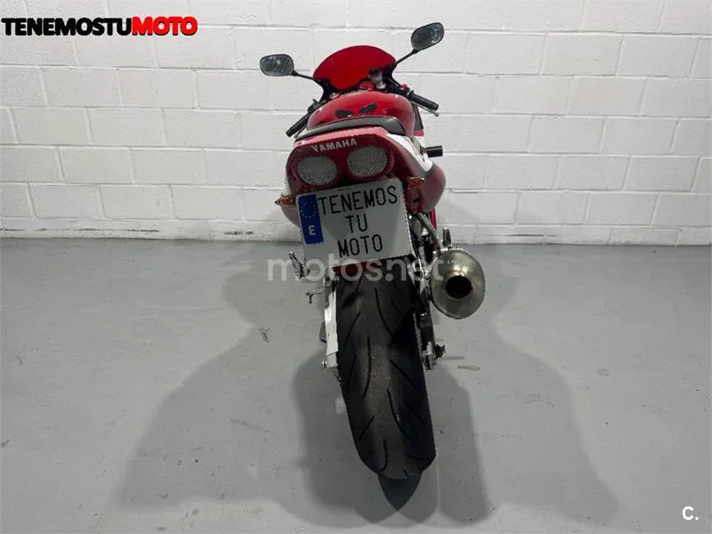 Yamaha R6 – Vista 8