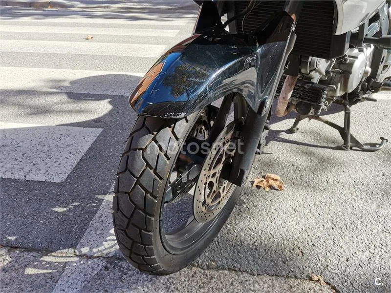 Suzuki V-Strom 650 – Vista 5