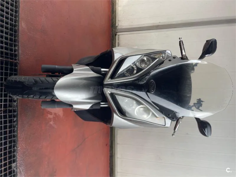 Kymco Super Dink 125i – Vista 3