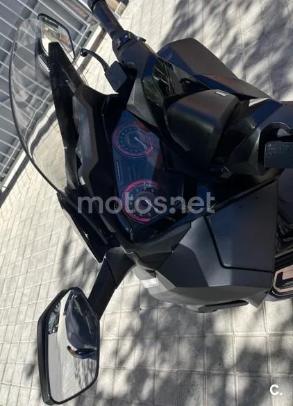 Honda Forza 125 – Vista 5