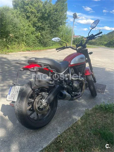 Ducati Scrambler – Vista 2