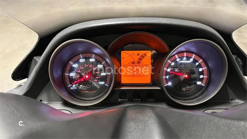 Kymco Super Dink 125i – Vista 8