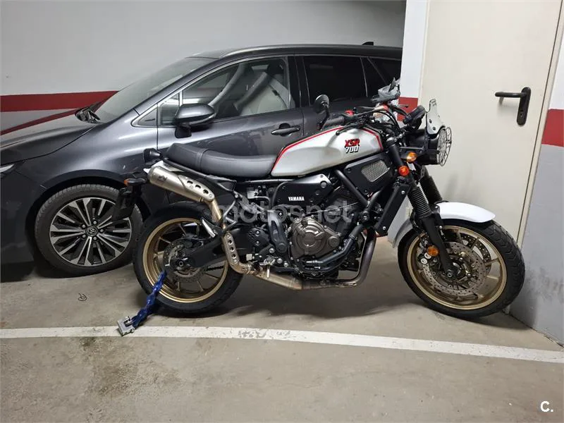 Yamaha XSR700 – Vista 2