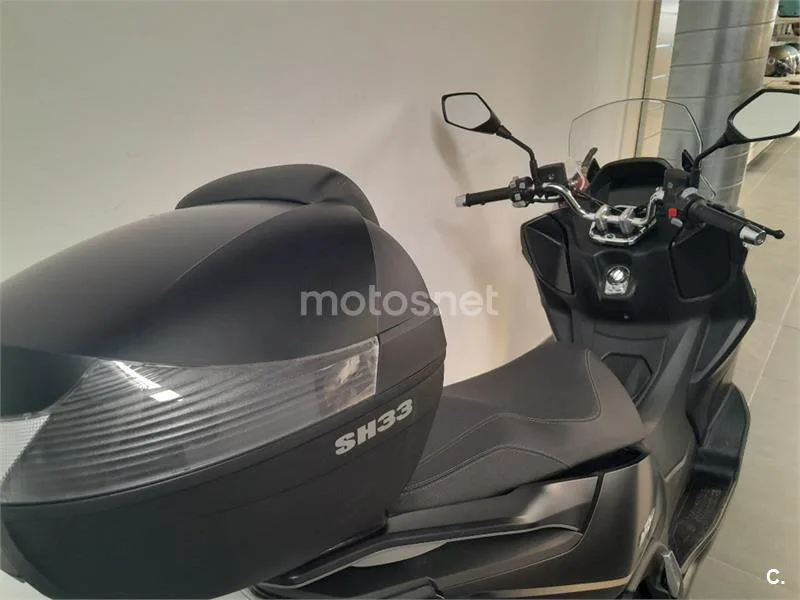 QJ Motor MTX 125 – Vista 4