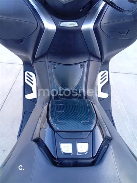 Yamaha TMAX 530 - Vista 3