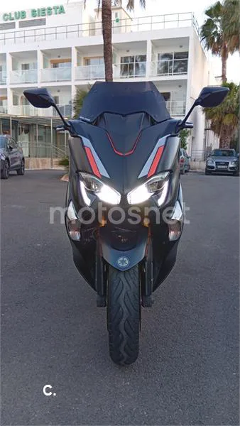Yamaha TMAX 530 - Vista 4