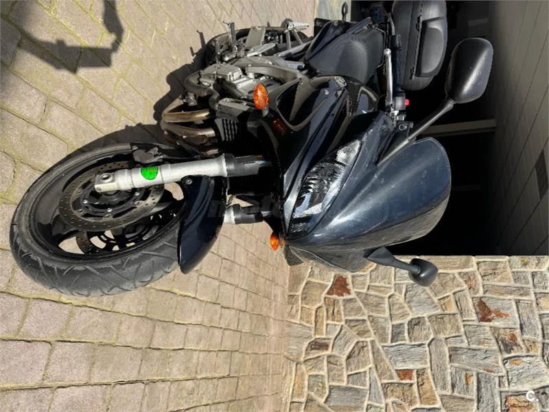 Yamaha FZ6 S – Vista 4