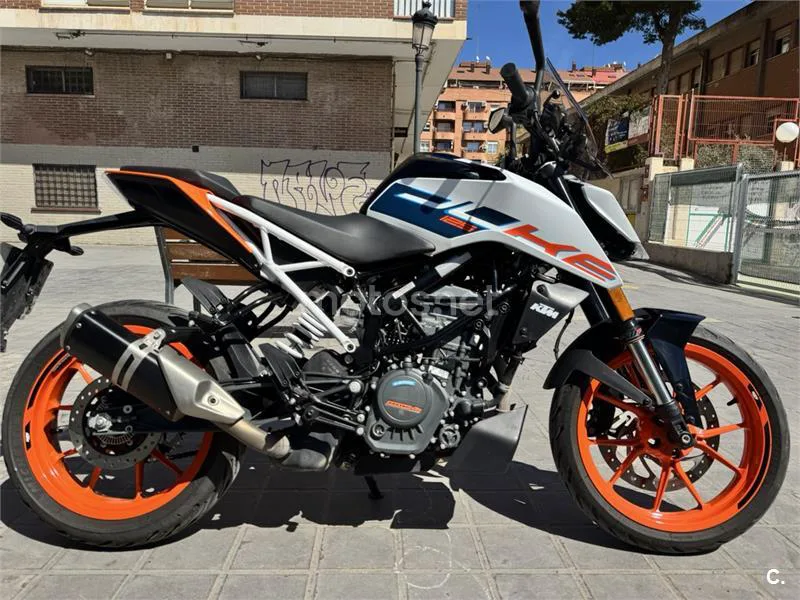 KTM 125 – Vista 2