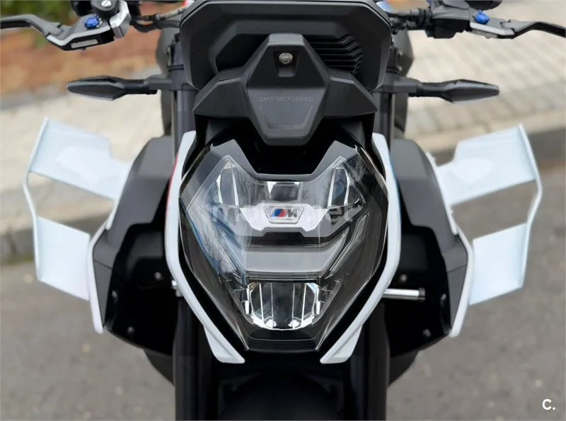 BMW M 1000 R – Vista 12