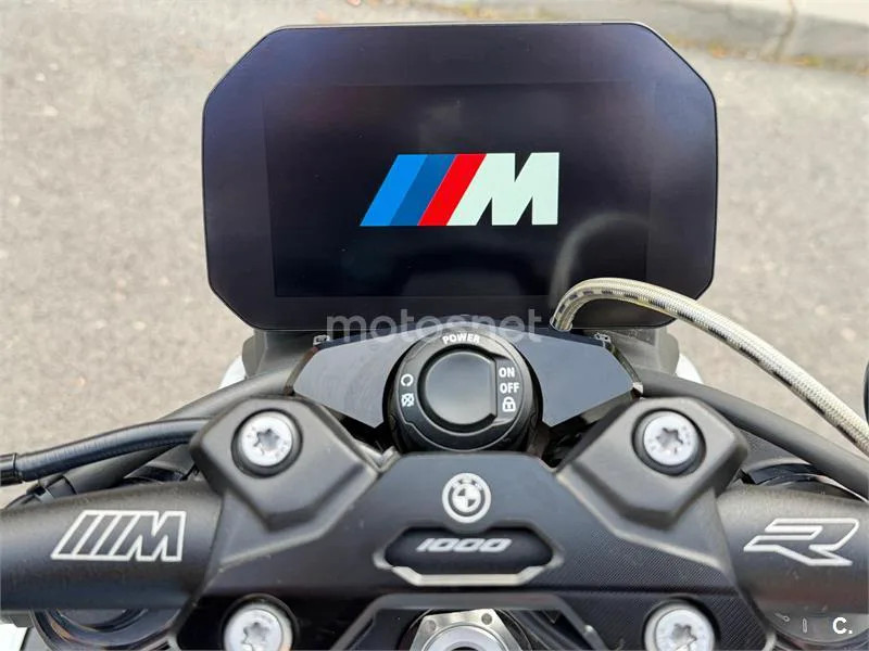 BMW M 1000 R – Vista 19