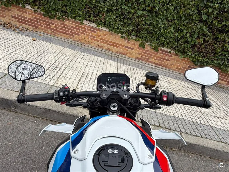 BMW M 1000 R – Vista 7