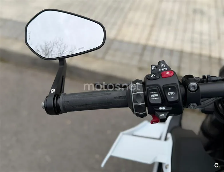 BMW M 1000 R – Vista 8