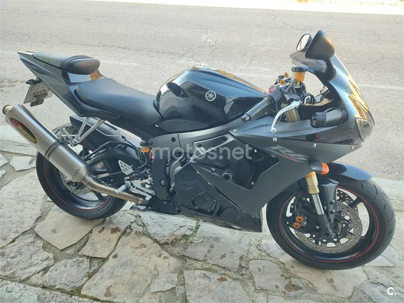 Yamaha YZF R6 – Vista 3