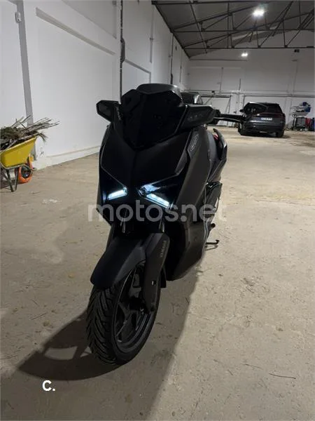 Yamaha XMAX 125 – Vista 4
