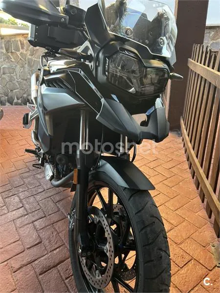 BMW F 750 – Vista 10