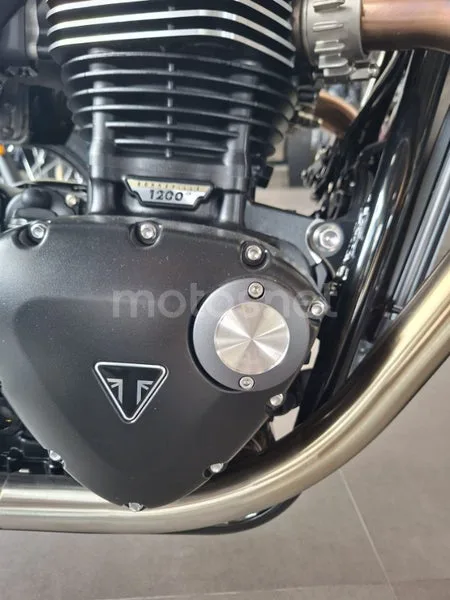 Triumph Speed Twin 1200 - Vista 4