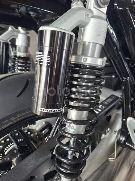 Triumph Speed Twin 1200 - Vista 6