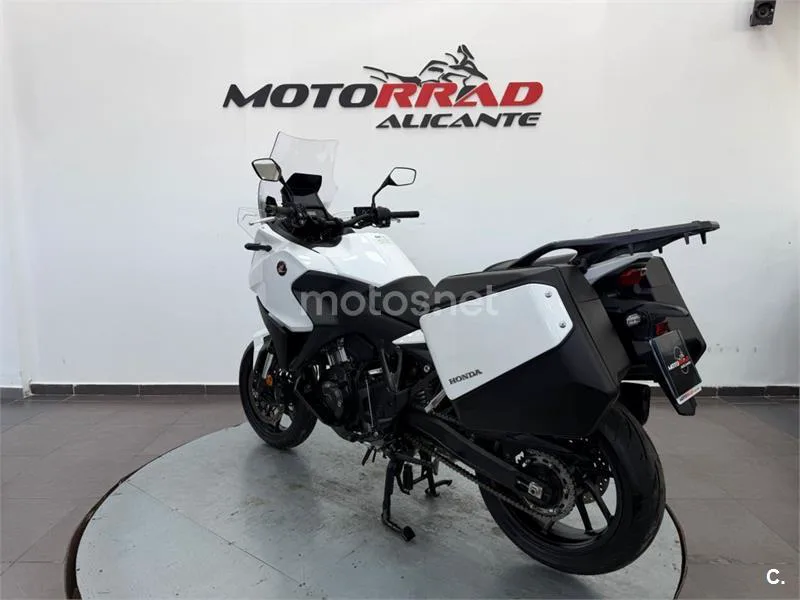 Honda NT1100 – Vista 11