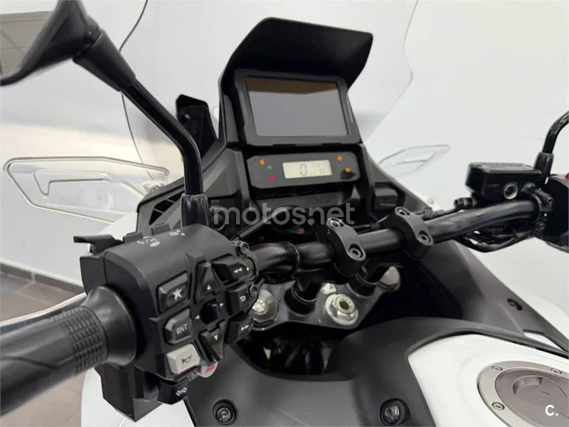 Honda NT1100 – Vista 12