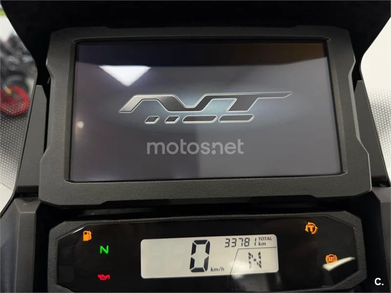 Honda NT1100 – Vista 14