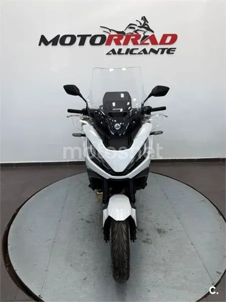 Honda NT1100 – Vista 3