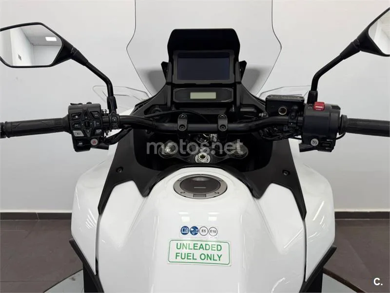 Honda NT1100 – Vista 8