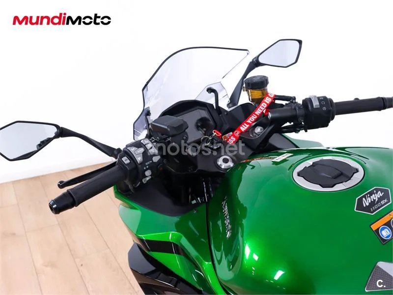 Kawasaki Ninja 1000 SX – Vista 11