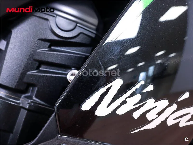 Kawasaki Ninja 1000 SX – Vista 14