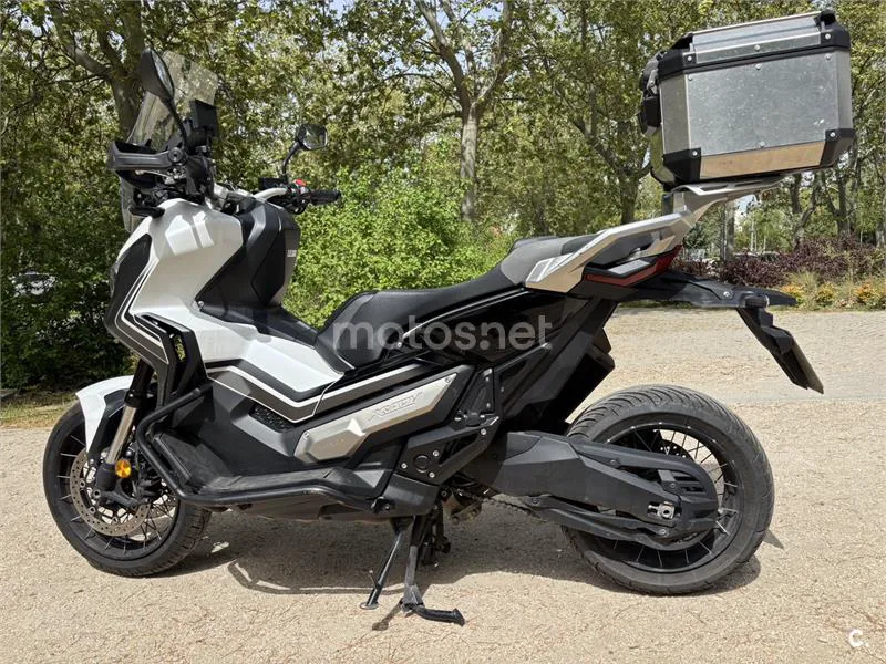 Honda X-ADV – Vista 4