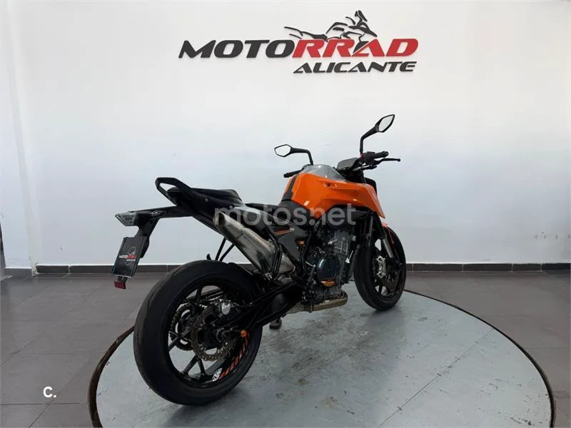 KTM 790 – Vista 3
