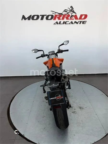 KTM 790 – Vista 4