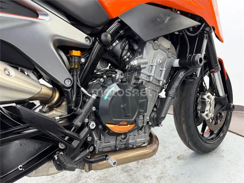 KTM 790 – Vista 8