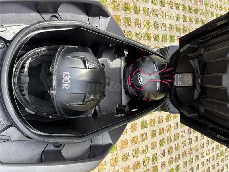 Yamaha XMAX 125 – Vista 7