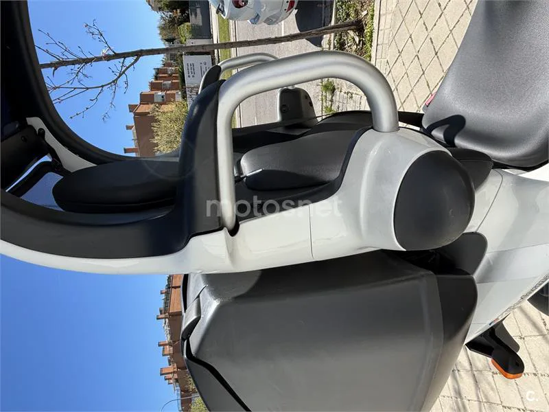 BMW C1 125 Family's Friend – Vista 9