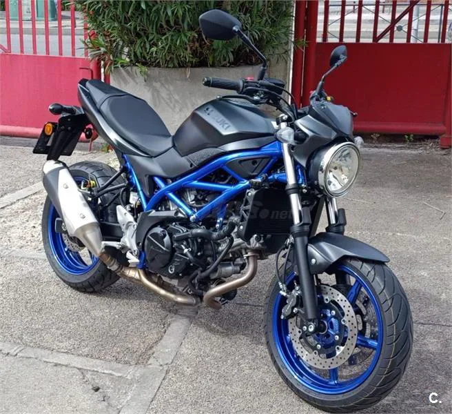 Suzuki SV 650 – Vista 4