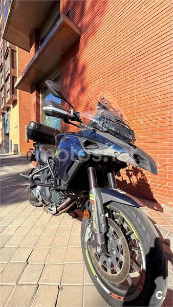 Benelli TRK 502 – Vista 2