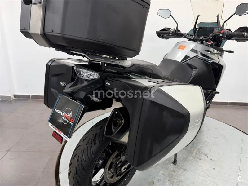 KTM 1290 Super Adventure – Vista 6