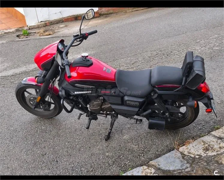 UM Renegade Sport S – Vista 2