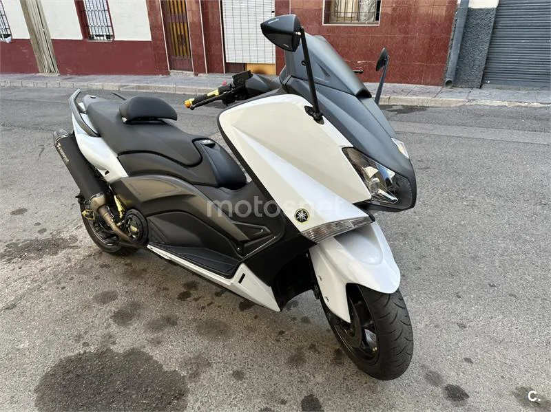 Yamaha TMAX 530 – Vista 3