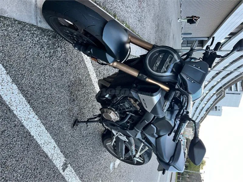 Honda CB 650 R – Vista 4