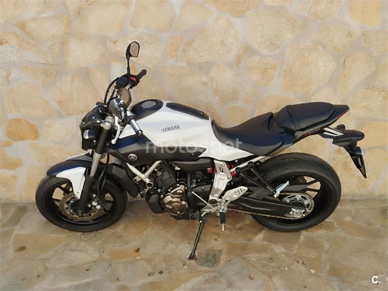 Yamaha MT-07 – Vista 2