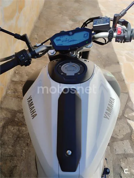 Yamaha MT-07 – Vista 3