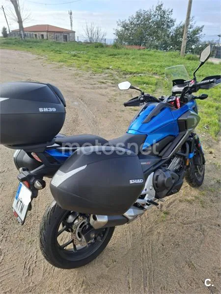 Honda NC 750 – Vista 5