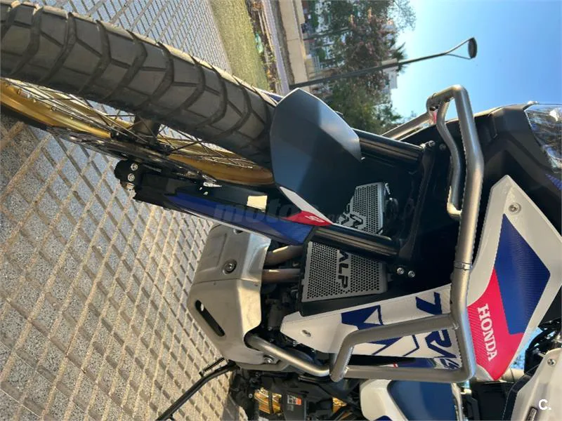 Honda XL 750 Transalp – Vista 5