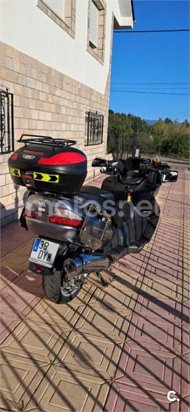 Suzuki Burgman 650 Executive – Vista 7