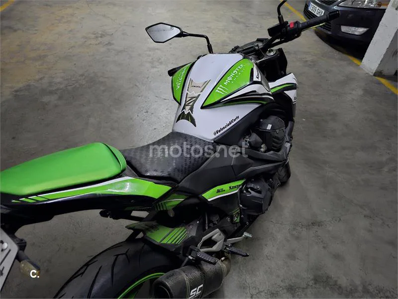 Kawasaki Z800 – Vista 4