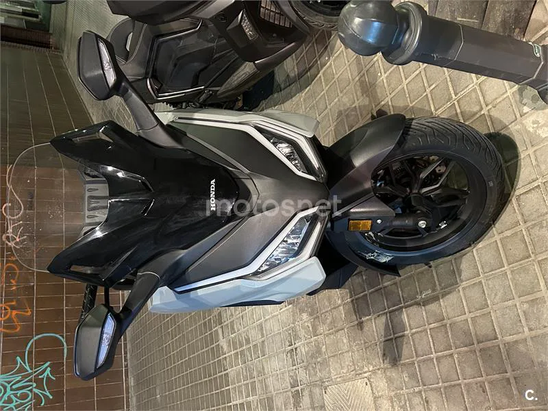 Honda Forza 125 – Vista 3