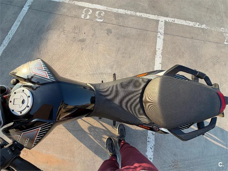 KTM 390 Duke – Vista 3