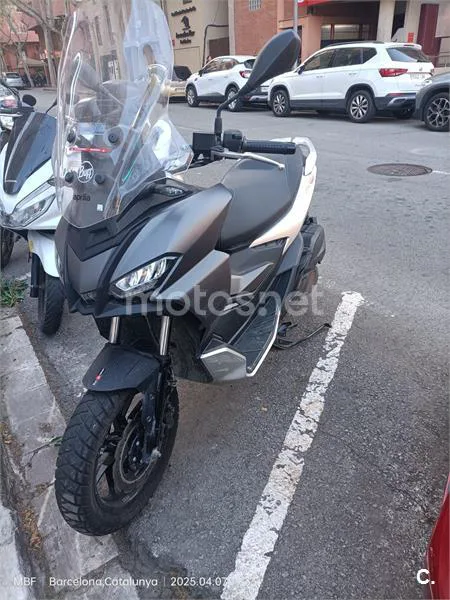 Aprilia SR GT 200 – Vista 4